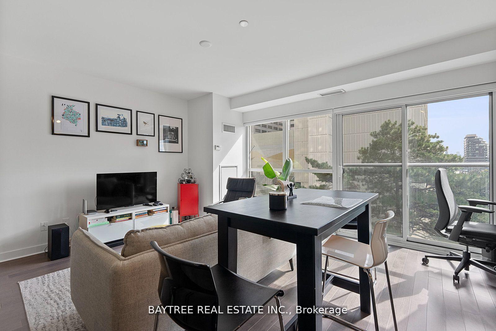 Photo 3 of Unit 304, 58 Orchard View Boulevard, Toronto, Yonge-Eglinton — HOMEH