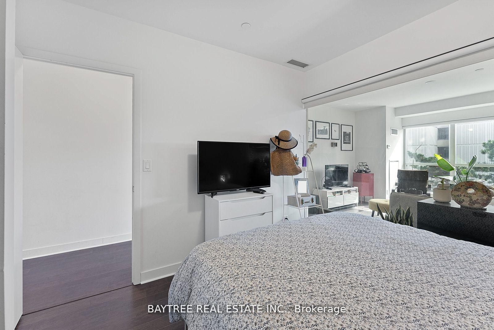 Photo 11 of Unit 304, 58 Orchard View Boulevard, Toronto, Yonge-Eglinton — HOMEH