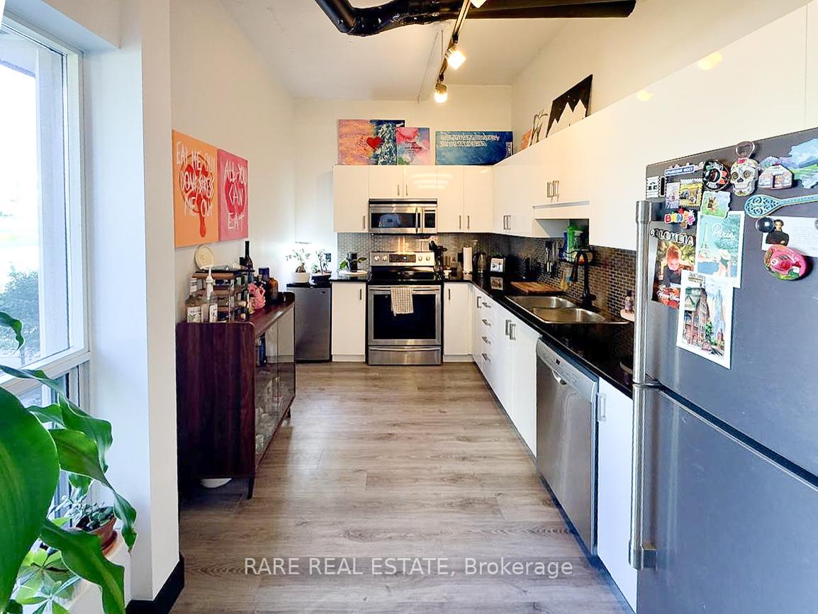 Photo 2 of Unit 415, 66 Bay Street S, Hamilton, Durand — HOMEH