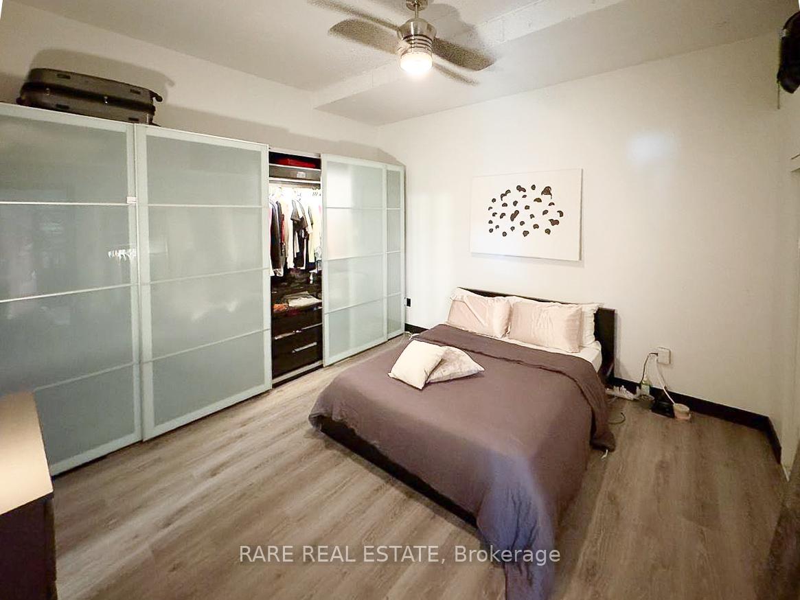 Photo 8 of Unit 415, 66 Bay Street S, Hamilton, Durand — HOMEH