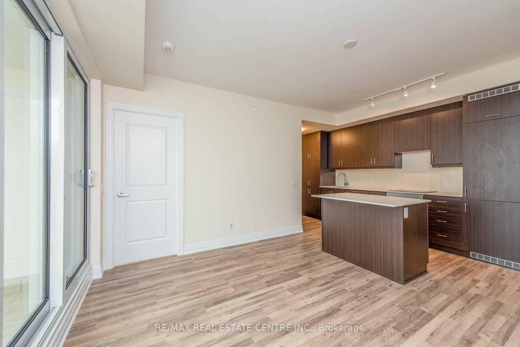 Photo 14 of Unit 2106, 9075 Jane Street, Vaughan, Concord — HOMEH