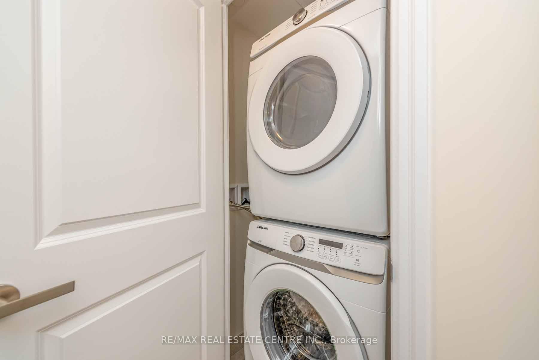 Photo 22 of Unit 2106, 9075 Jane Street, Vaughan, Concord — HOMEH