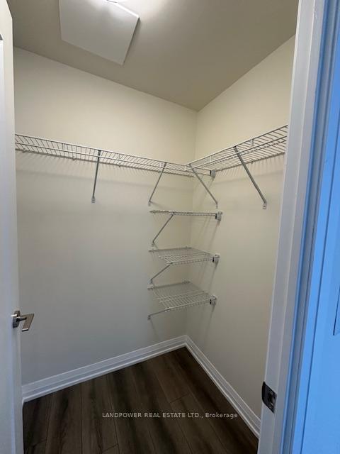 Photo 6 of Unit 205, 27 Korda Gate, Vaughan, Vellore Village — HOMEH