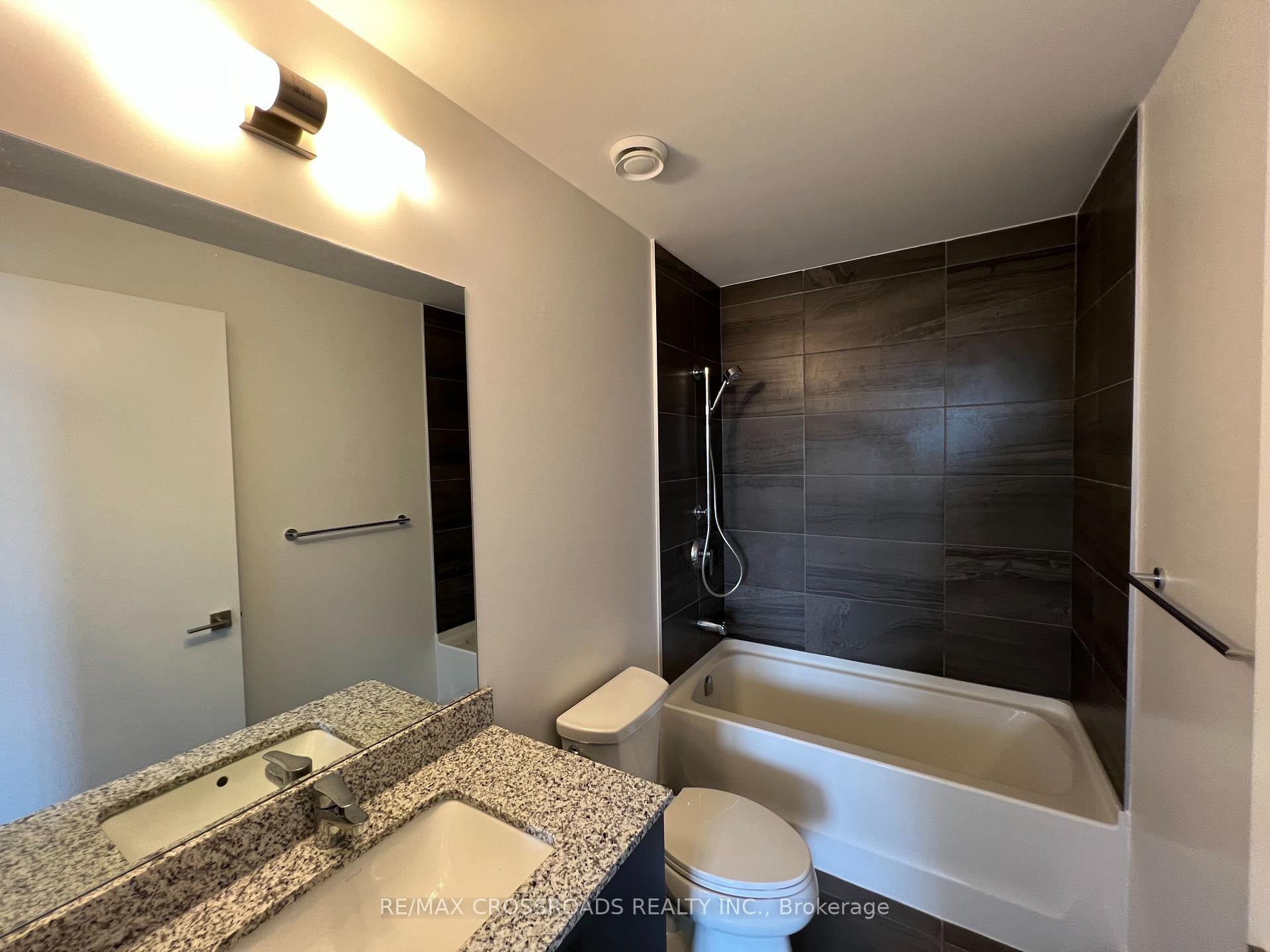 Photo 10 of Unit 818W, 268 Buchanan Drive, Markham, Unionville — HOMEH