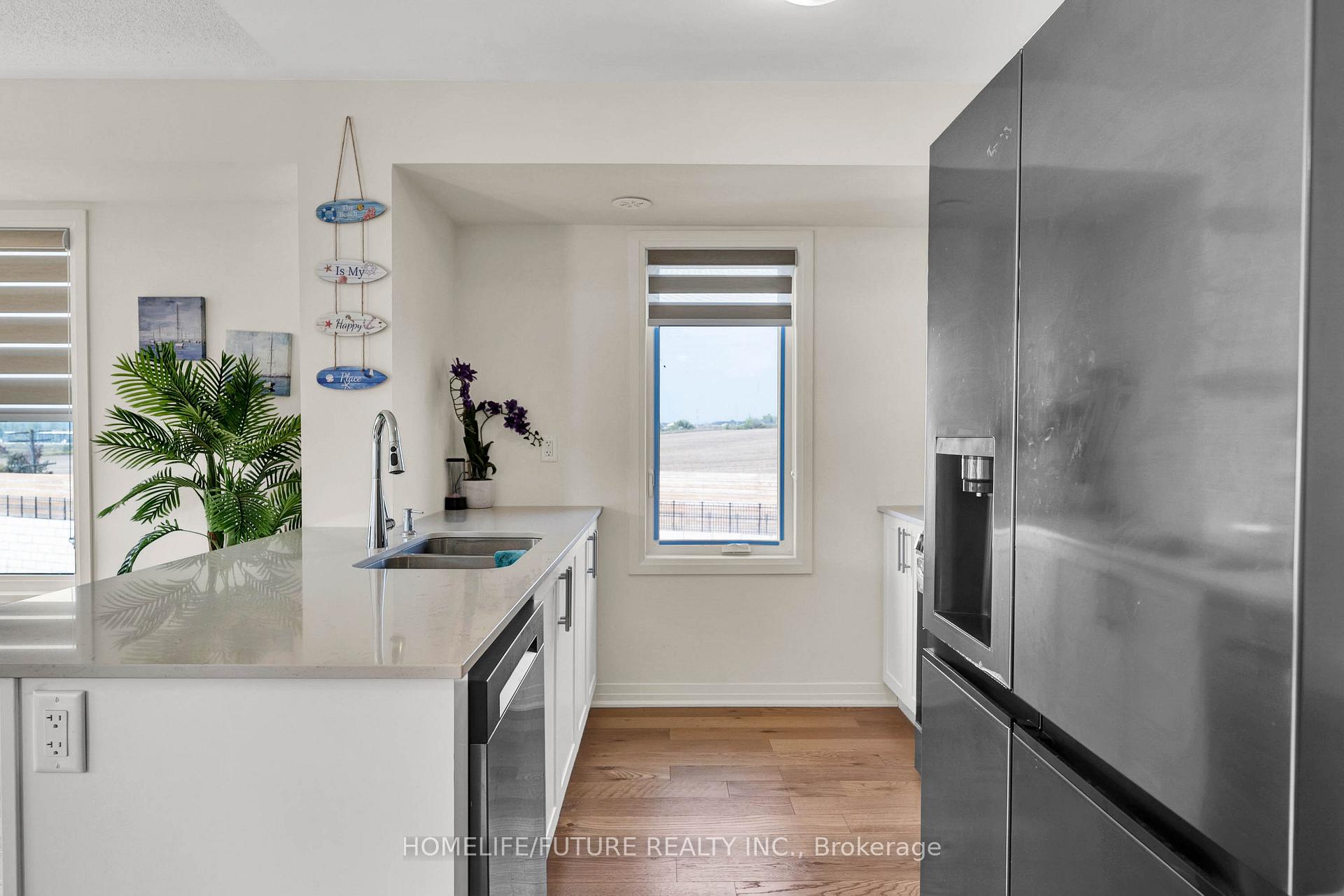 Photo 10 of Unit 16C, 16C Lookout Drive, Clarington, Bowmanville — HOMEH