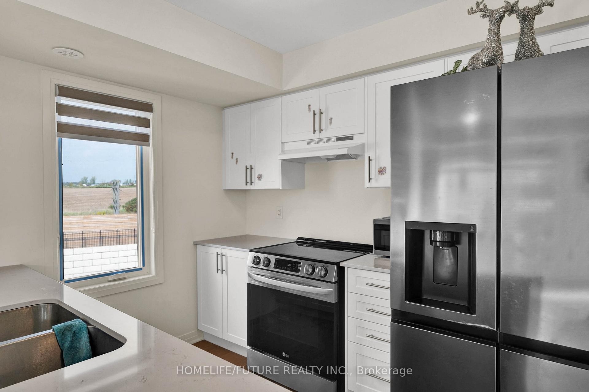 Photo 16 of Unit 16C, 16C Lookout Drive, Clarington, Bowmanville — HOMEH