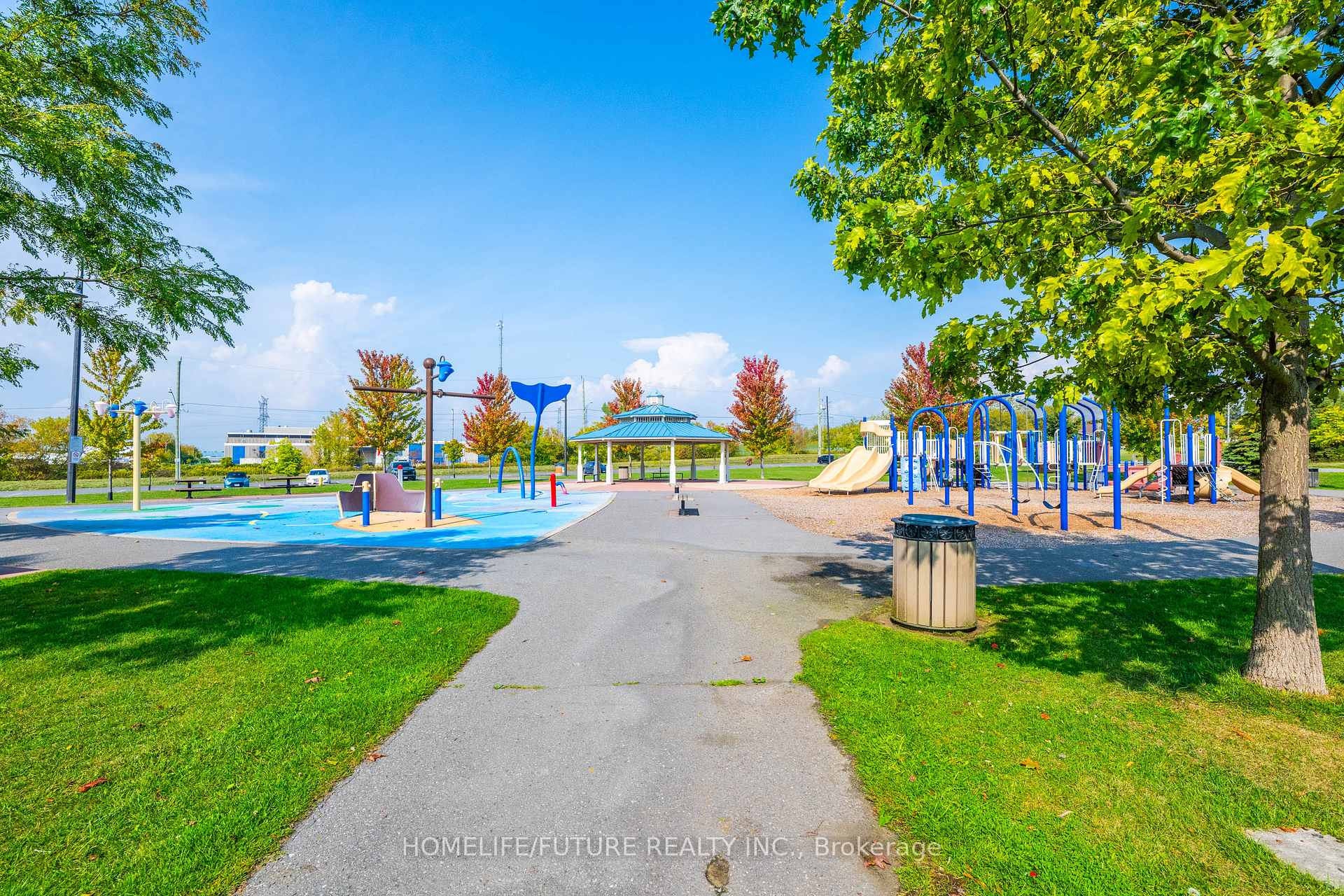 Photo 37 of Unit 16C, 16C Lookout Drive, Clarington, Bowmanville — HOMEH