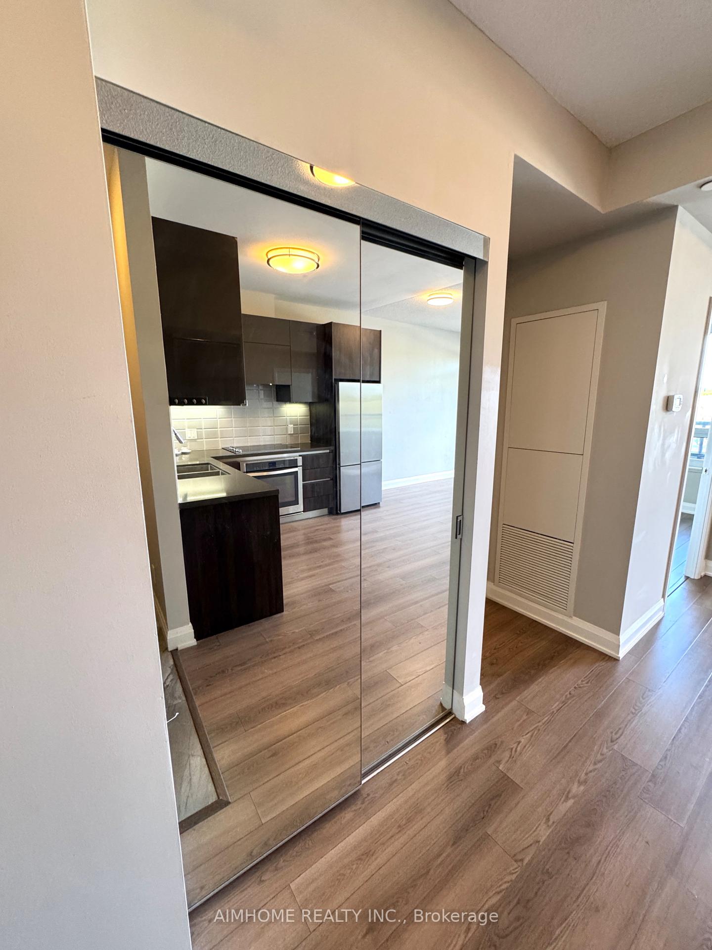 Photo 6 of Unit 323, 25 Water Walk Drive, Markham, Unionville — HOMEH