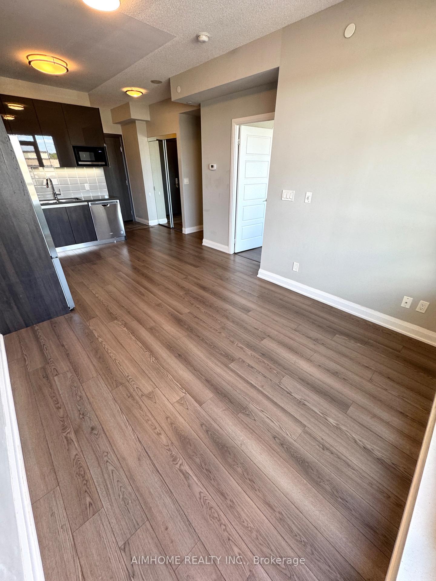 Photo 9 of Unit 323, 25 Water Walk Drive, Markham, Unionville — HOMEH