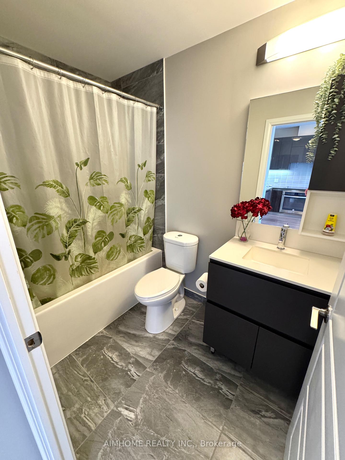 Photo 15 of Unit 323, 25 Water Walk Drive, Markham, Unionville — HOMEH
