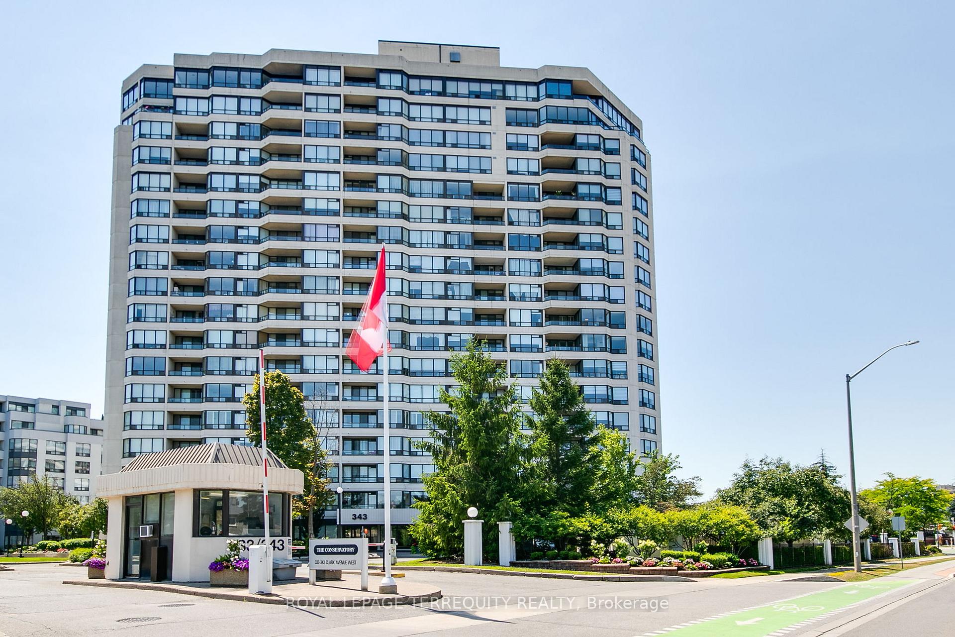 Front of Unit 1101, 343 Clark Avenue W