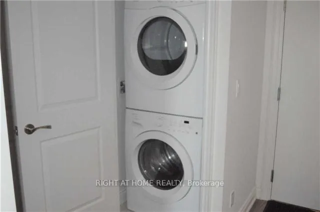 Photo 12 of Unit 318, 89 South Town Centre Boulevard, Markham, Unionville — HOMEH