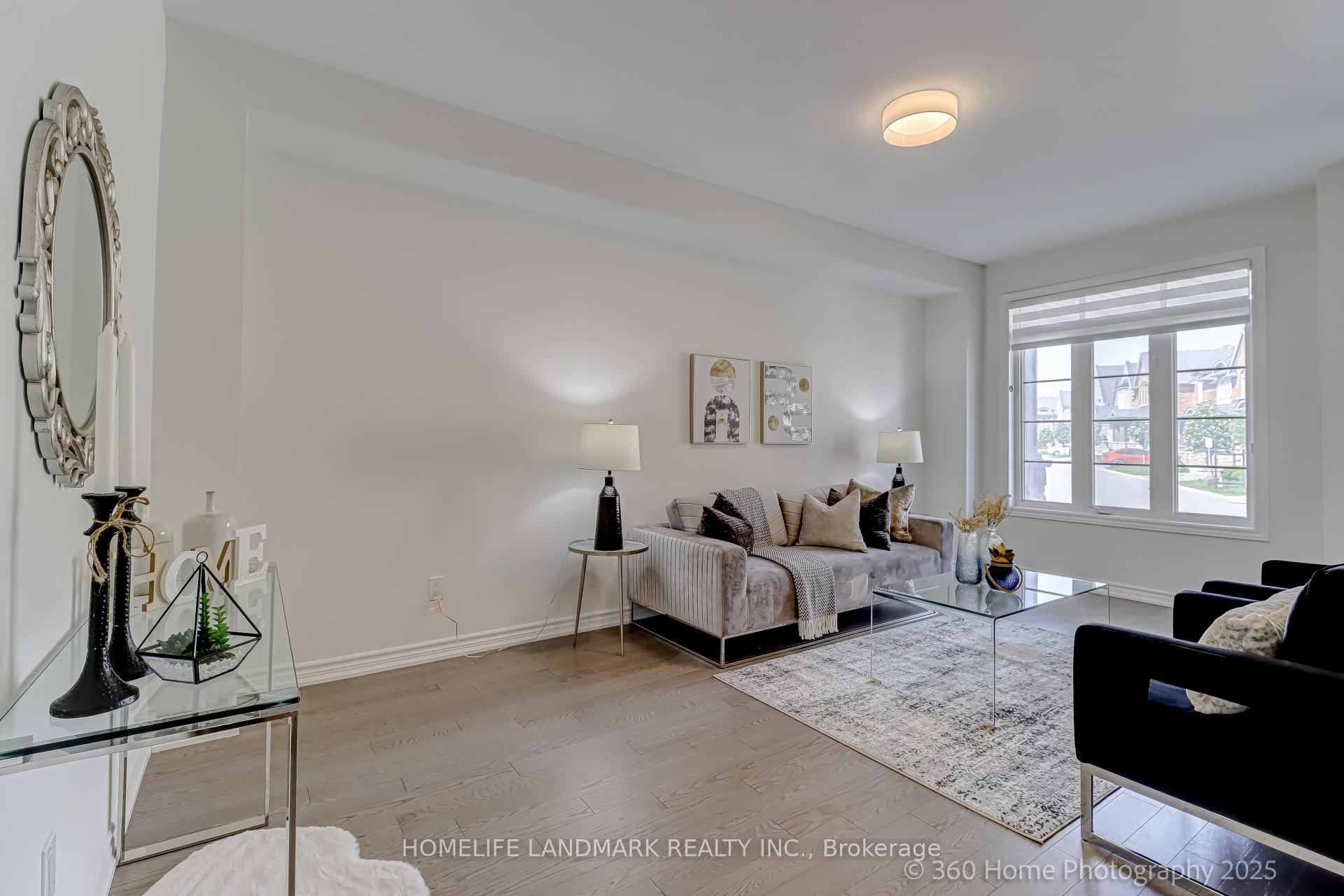 Photo 15 of 25 Workmens Circle, Ajax, Northwest Ajax — HOMEH