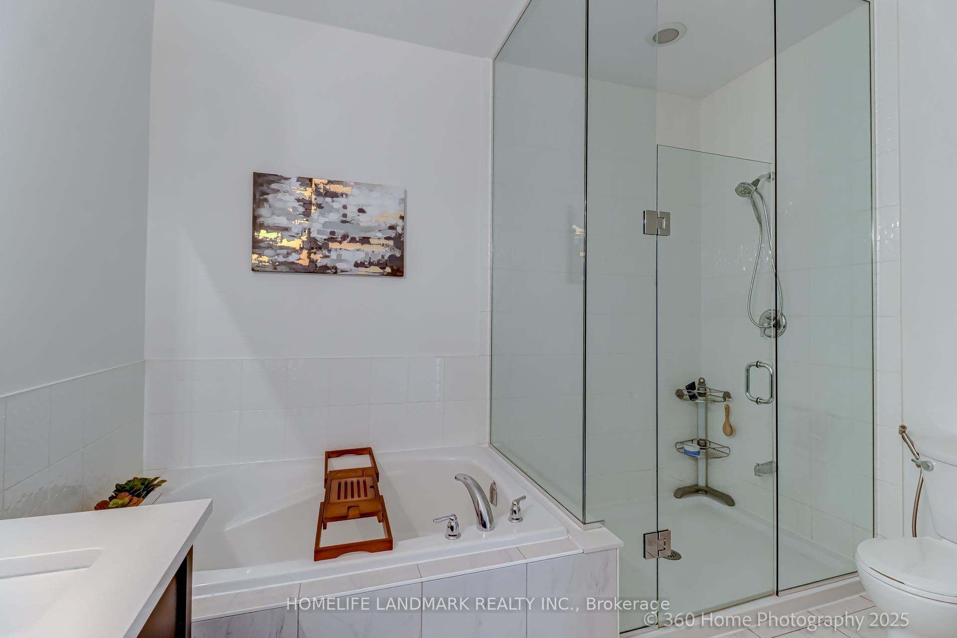 Photo 23 of 25 Workmens Circle, Ajax, Northwest Ajax — HOMEH