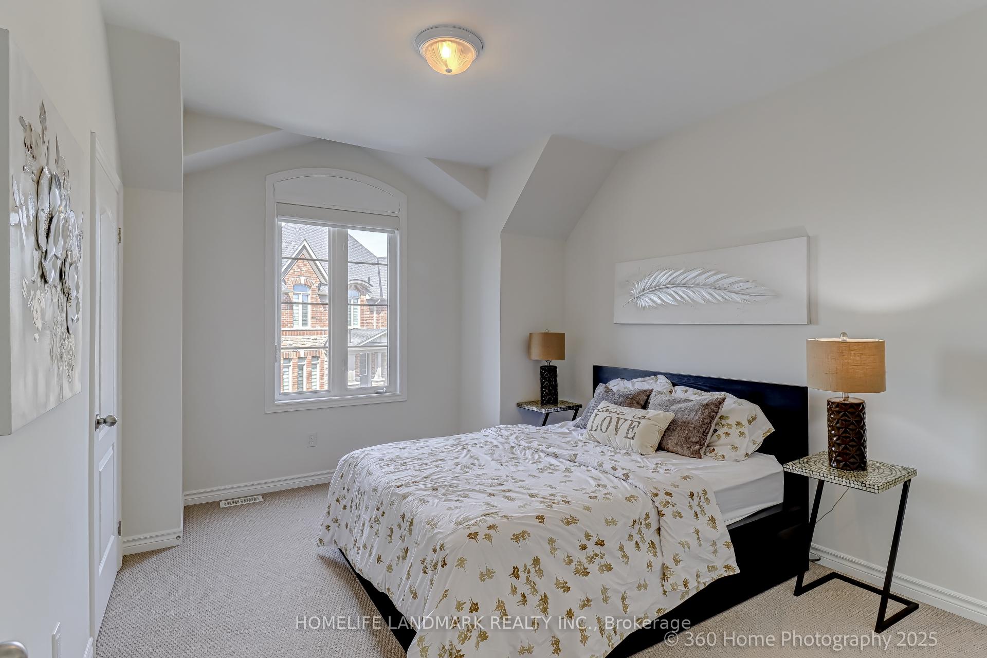 Photo 22 of 25 Workmens Circle, Ajax, Northwest Ajax — HOMEH
