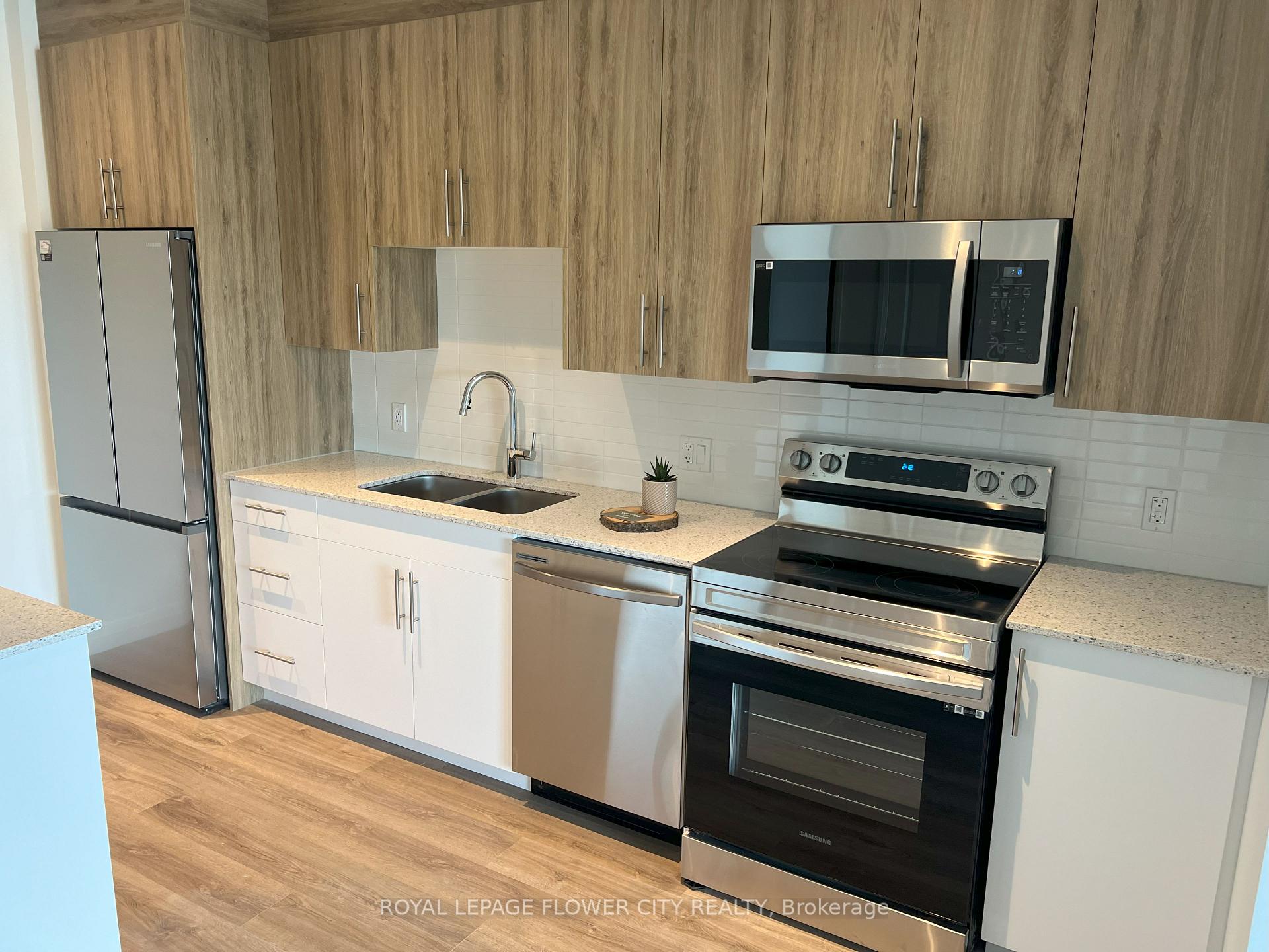 Photo 1 of Unit 412, 525 New Dundee Road W, Kitchener, Doon South — HOMEH