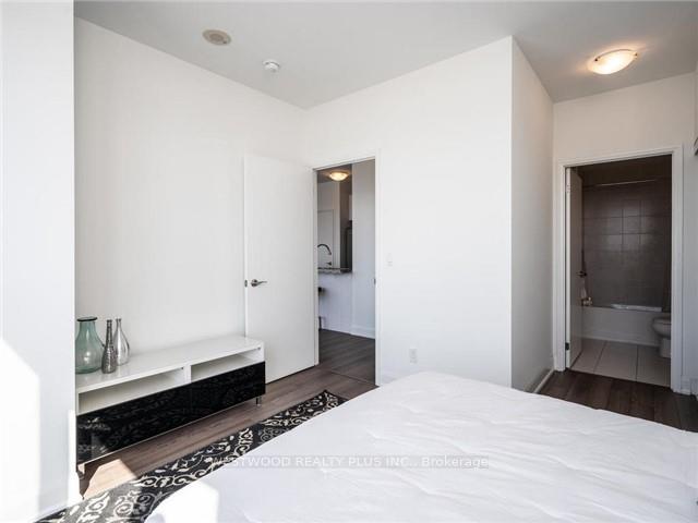 Photo 7 of Unit 3505, 2910 Highway 7 Road, Vaughan, Concord — HOMEH