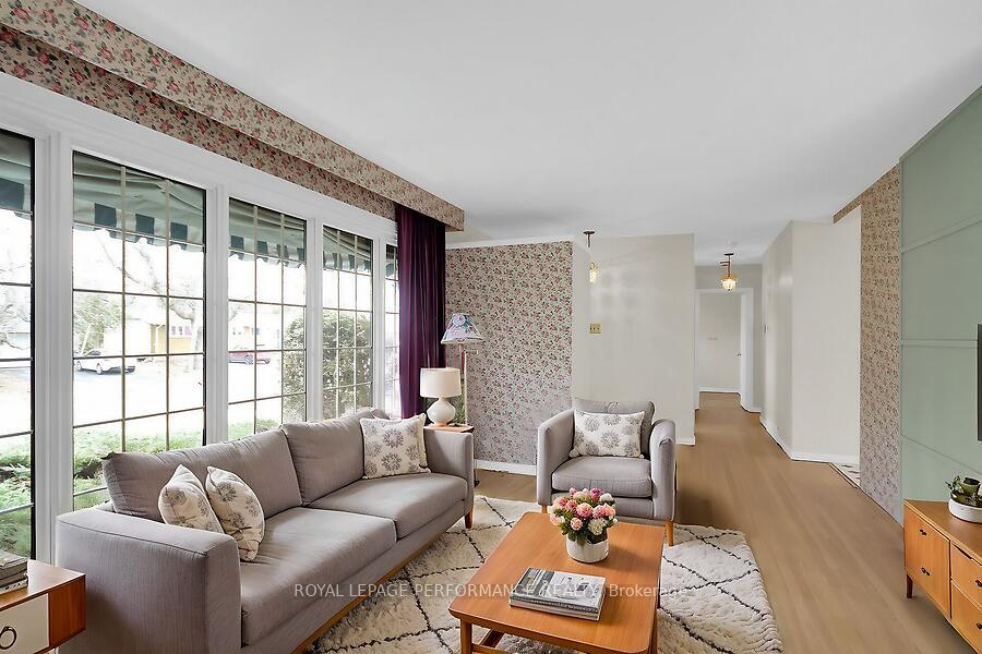 Photo 8 of 34 Hilliard Avenue, Ottawa, City View/Skyline/Fisher Heights/Parkwood Hills — HOMEH