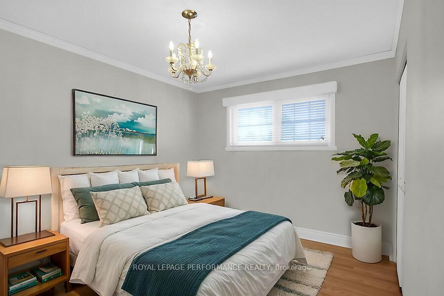 Photo 20 of 34 Hilliard Avenue, Ottawa, City View/Skyline/Fisher Heights/Parkwood Hills — HOMEH