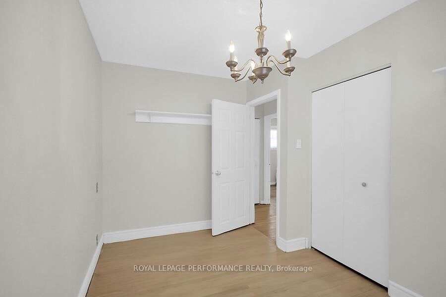 Photo 28 of 34 Hilliard Avenue, Ottawa, City View/Skyline/Fisher Heights/Parkwood Hills — HOMEH