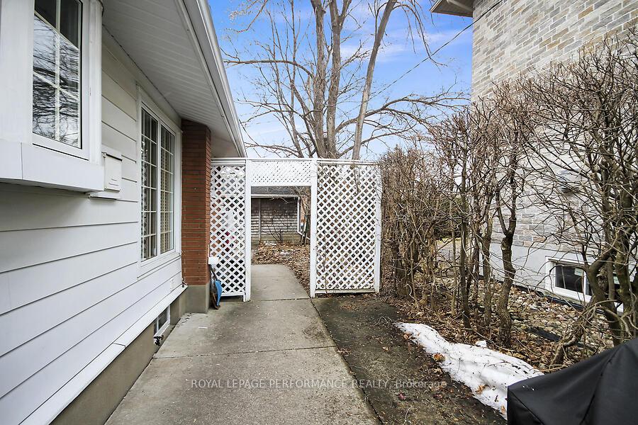 Photo 43 of 34 Hilliard Avenue, Ottawa, City View/Skyline/Fisher Heights/Parkwood Hills — HOMEH