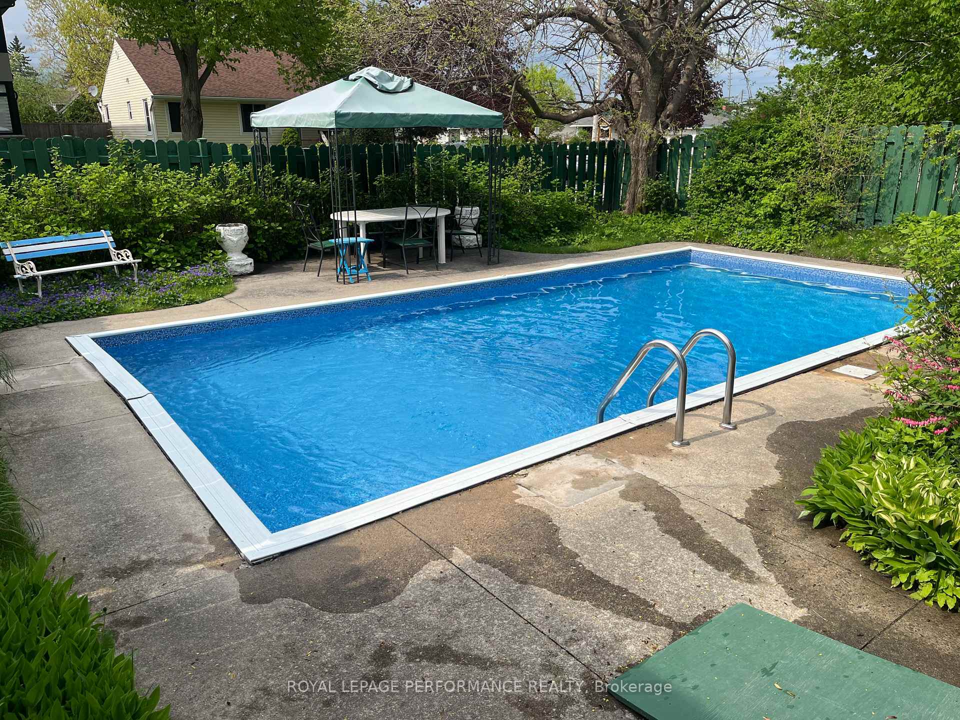 Photo 42 of 34 Hilliard Avenue, Ottawa, City View/Skyline/Fisher Heights/Parkwood Hills — HOMEH