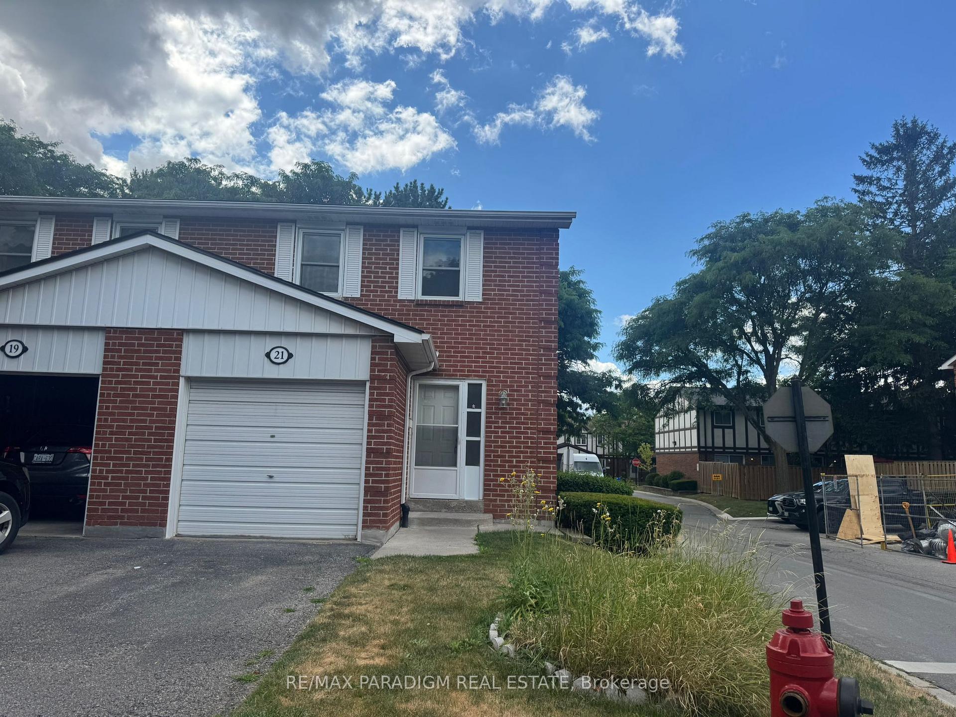 Photo 3 of Unit 401, 21 Reith Way, Markham, Aileen-Willowbrook — HOMEH