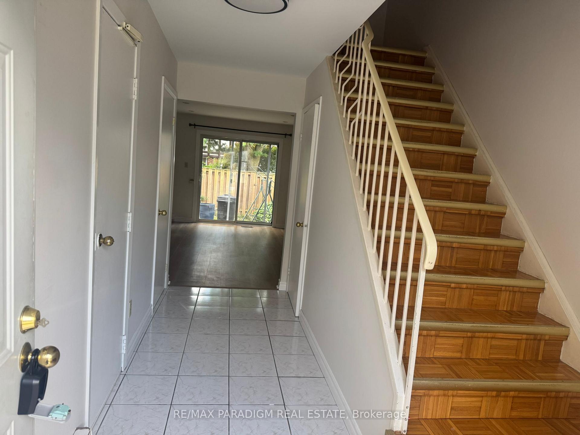 Photo 4 of Unit 401, 21 Reith Way, Markham, Aileen-Willowbrook — HOMEH