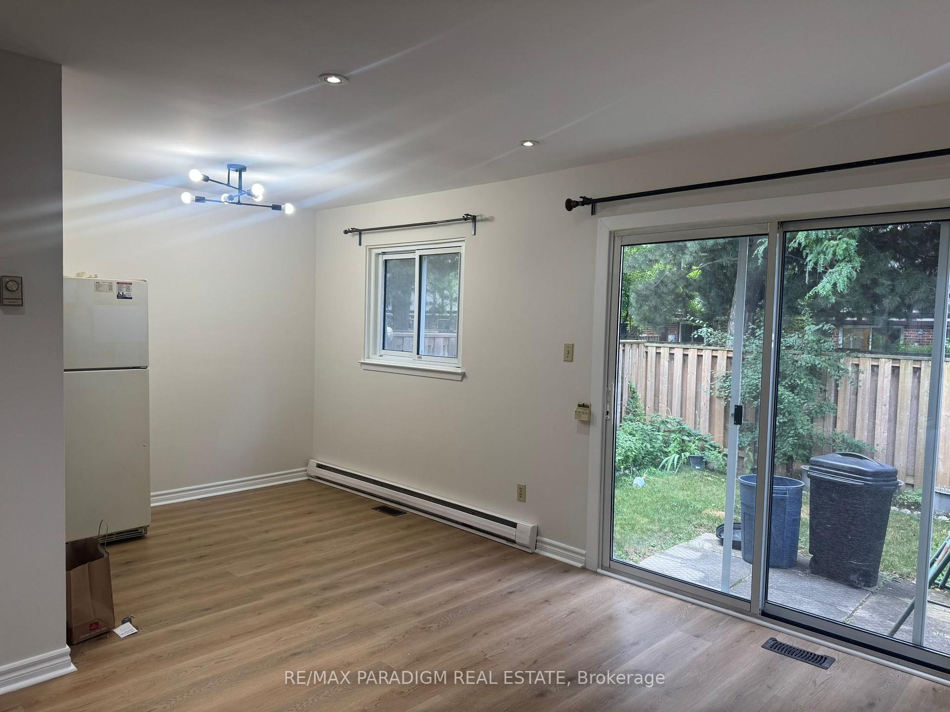 Photo 7 of Unit 401, 21 Reith Way, Markham, Aileen-Willowbrook — HOMEH