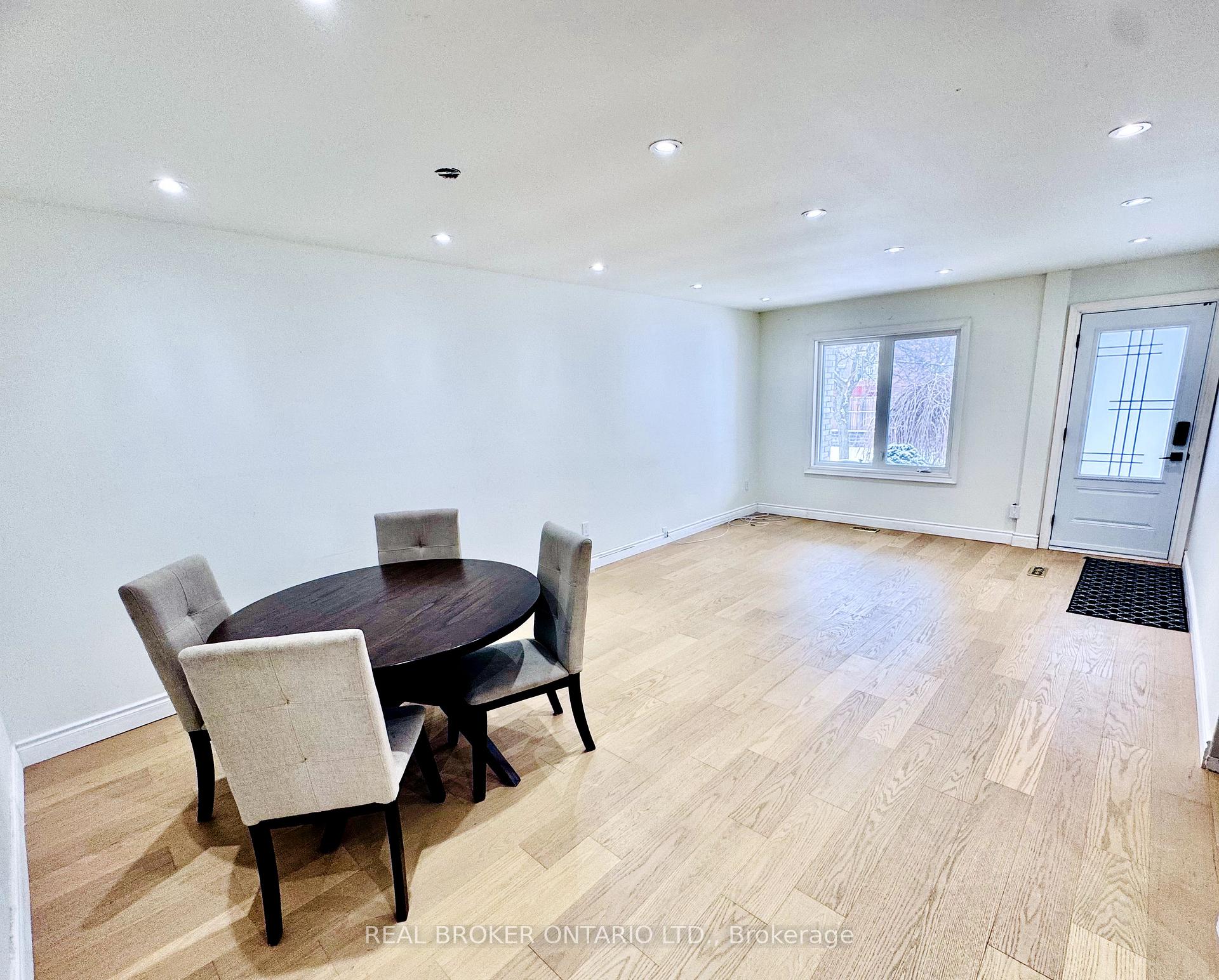 Photo 8 of Unit Main, 53 Blackburn Crescent, Ajax, Central — HOMEH