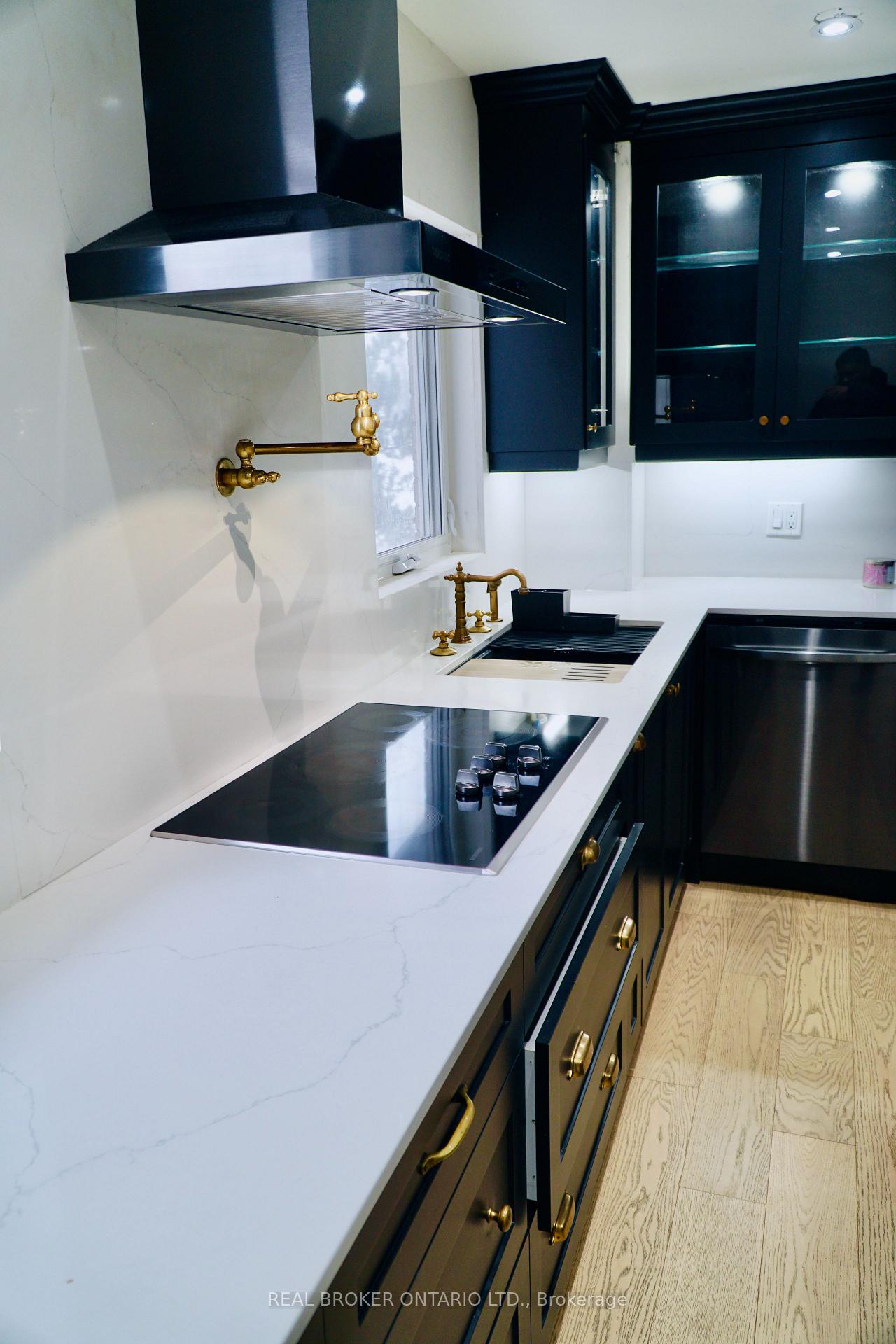 Photo 6 of Unit Main, 53 Blackburn Crescent, Ajax, Central — HOMEH
