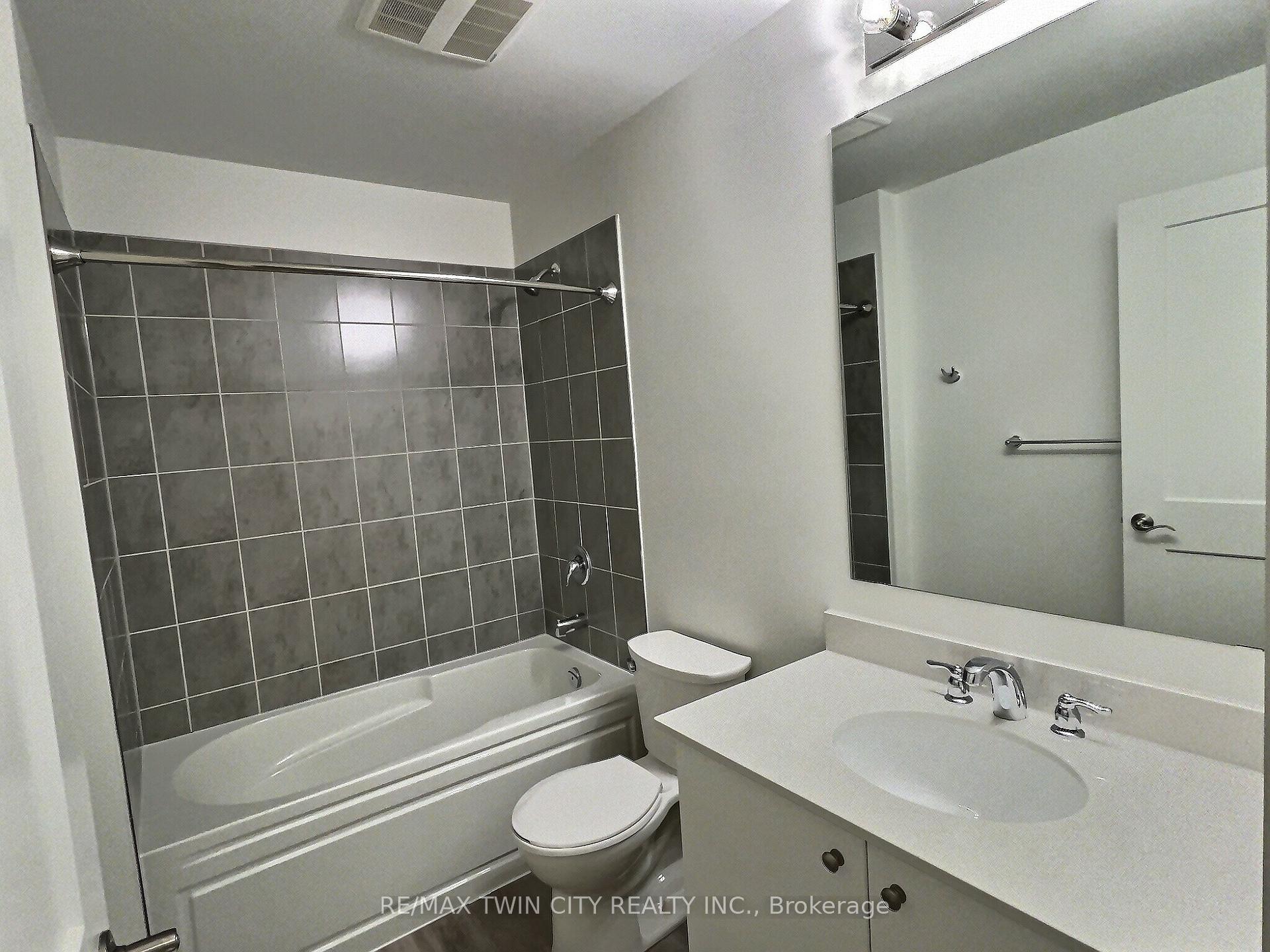 Photo 11 of Unit 402, 243 Northfield Drive, Waterloo, Colonial Acres — HOMEH