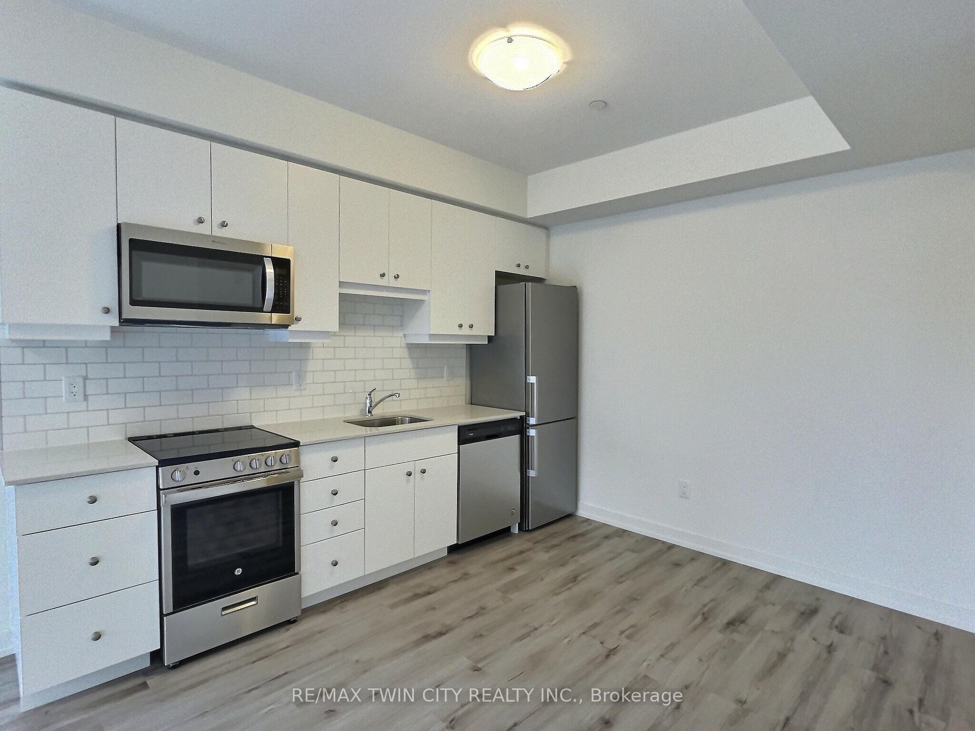 Photo 23 of Unit 402, 243 Northfield Drive, Waterloo, Colonial Acres — HOMEH