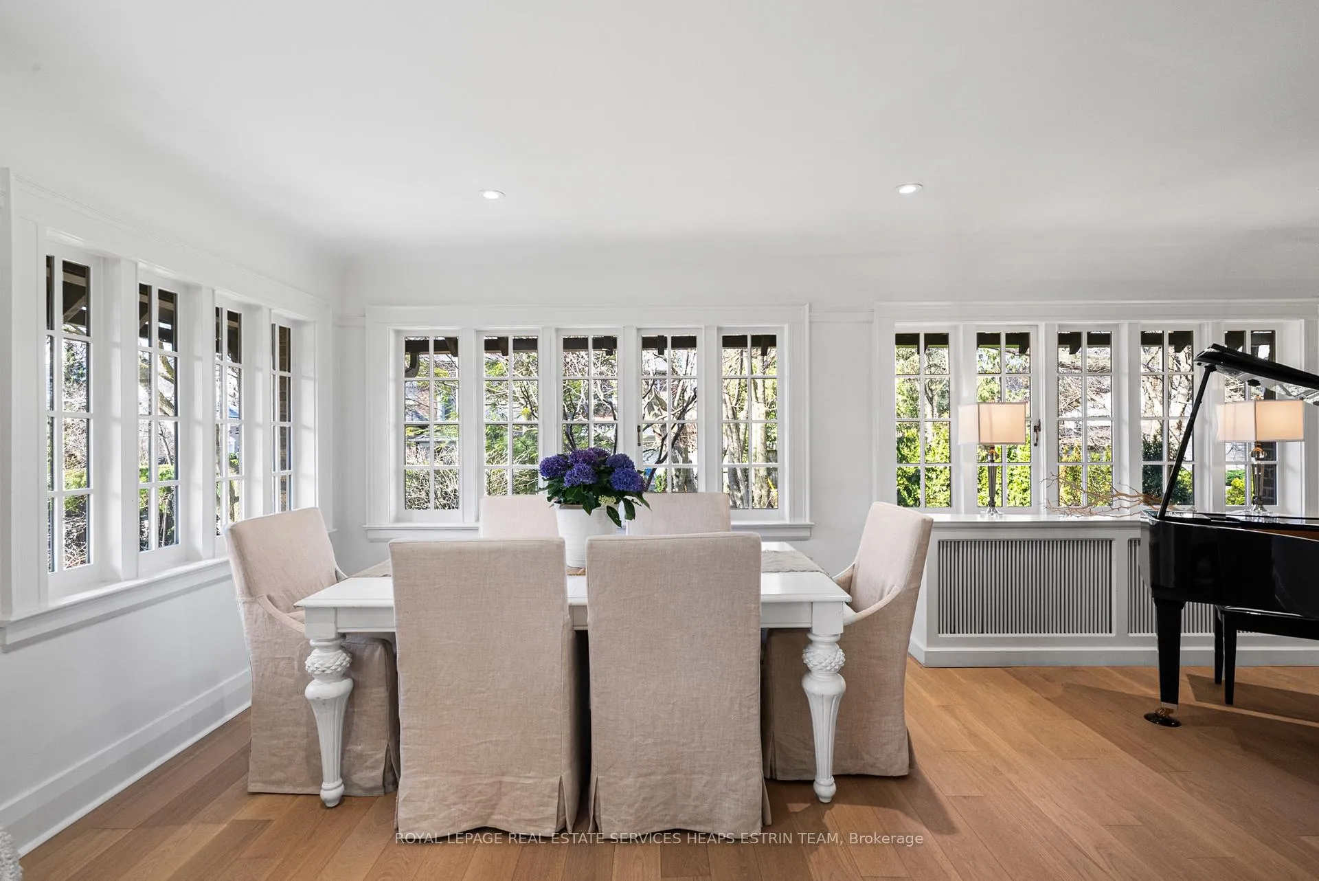 Photo 10 of 112 Douglas Drive, Toronto, Rosedale-Moore Park — HOMEH