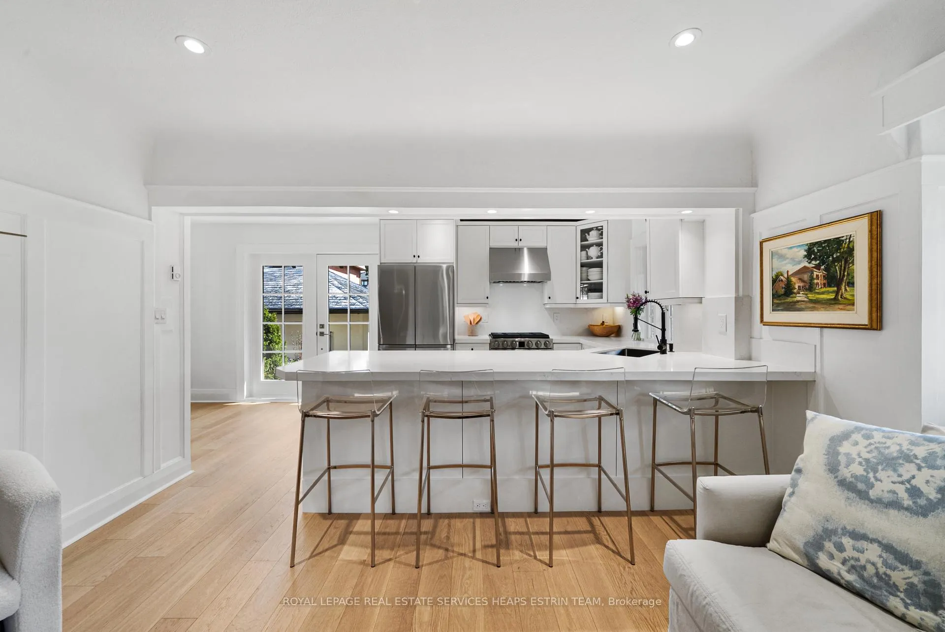 Photo 16 of 112 Douglas Drive, Toronto, Rosedale-Moore Park — HOMEH