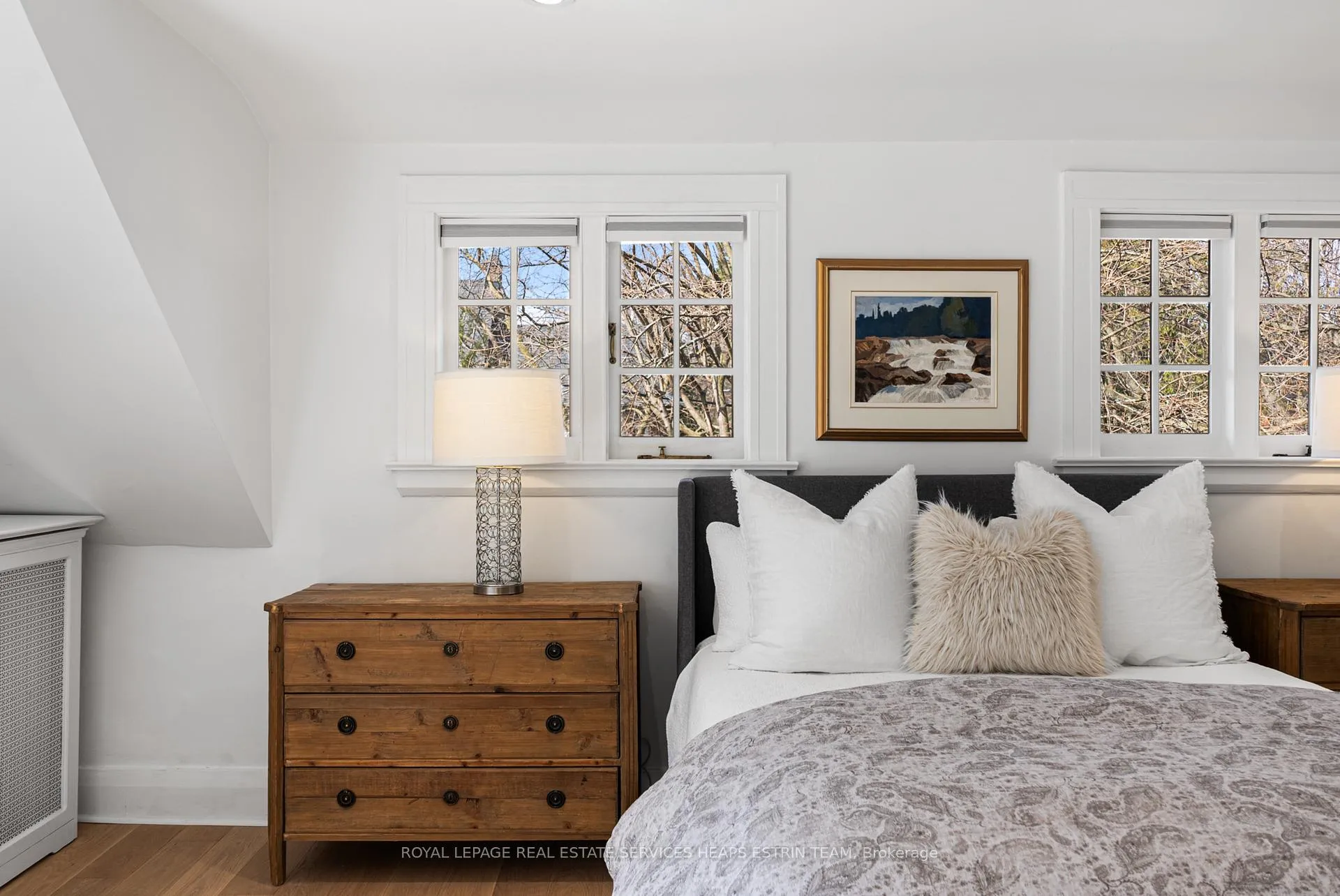 Photo 24 of 112 Douglas Drive, Toronto, Rosedale-Moore Park — HOMEH
