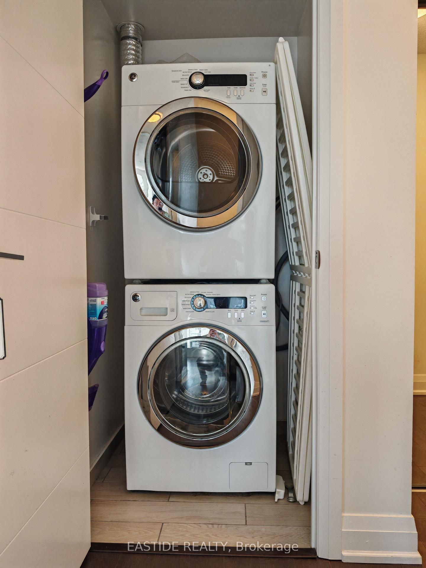 Photo 6 of Unit 1110, 18 Uptown Drive, Markham, Unionville — HOMEH