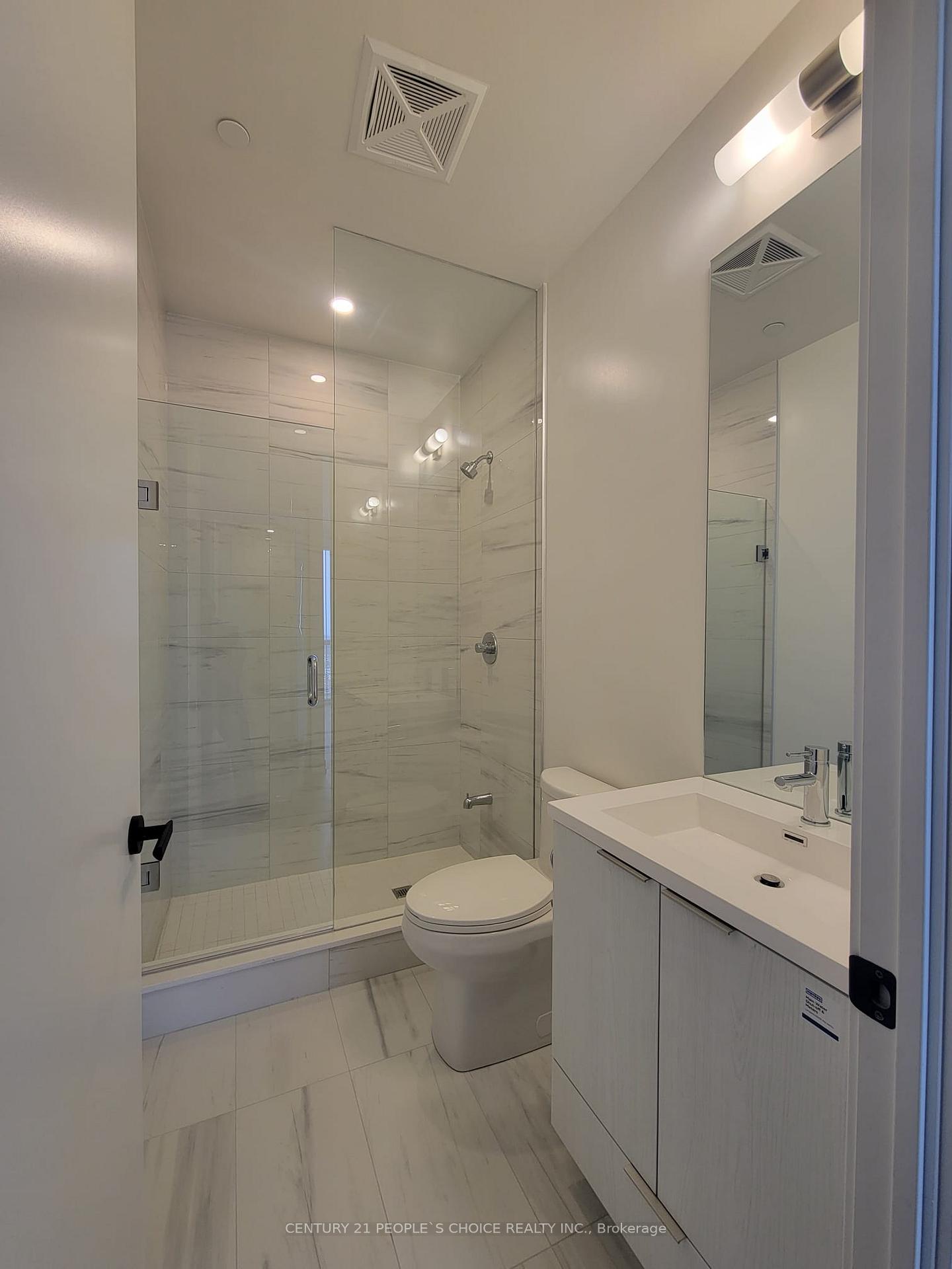 Photo 2 of Unit 3602, 8 Interchange Way, Vaughan, Vaughan Corporate Centre — HOMEH