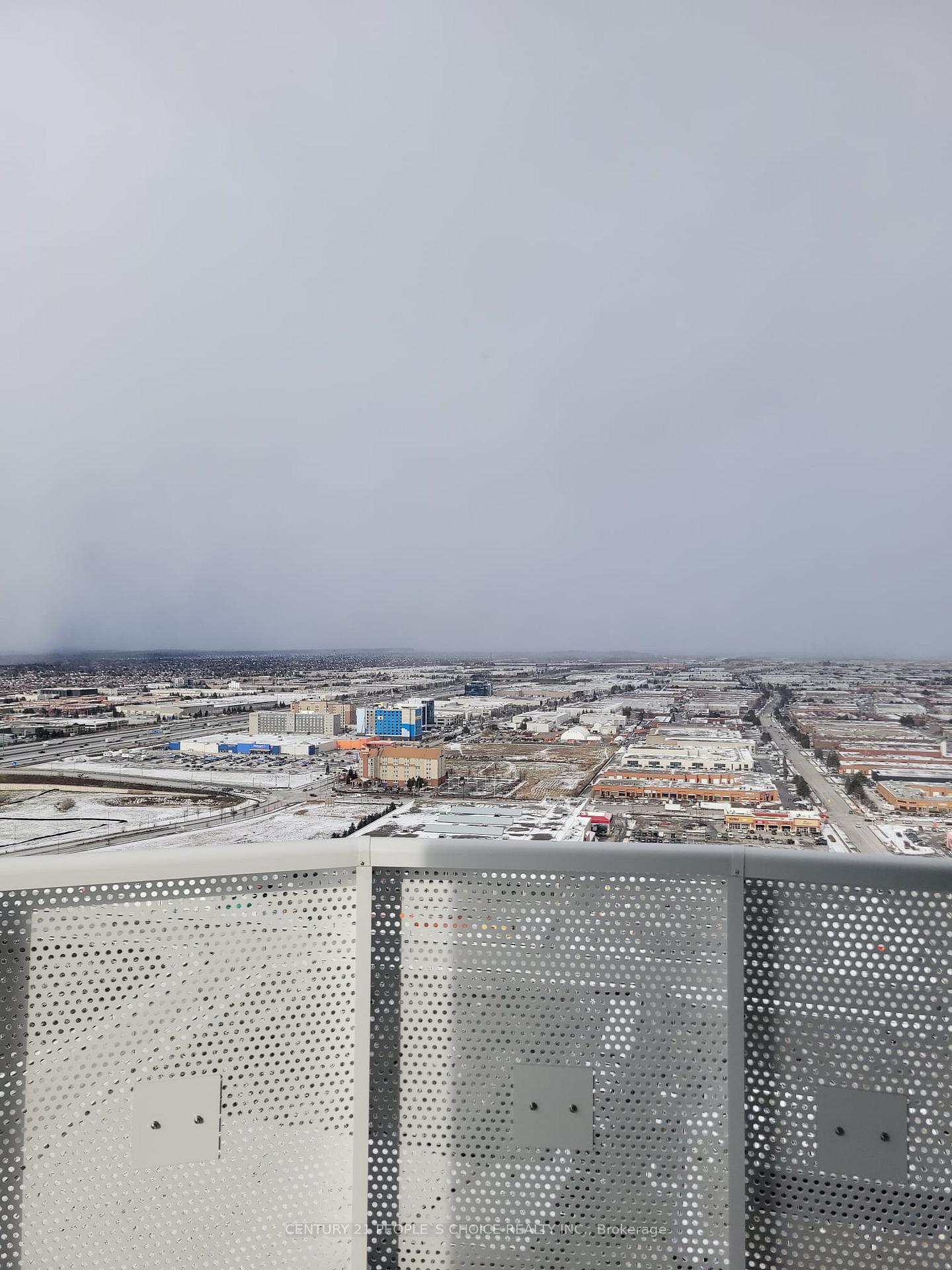 Photo 3 of Unit 3602, 8 Interchange Way, Vaughan, Vaughan Corporate Centre — HOMEH