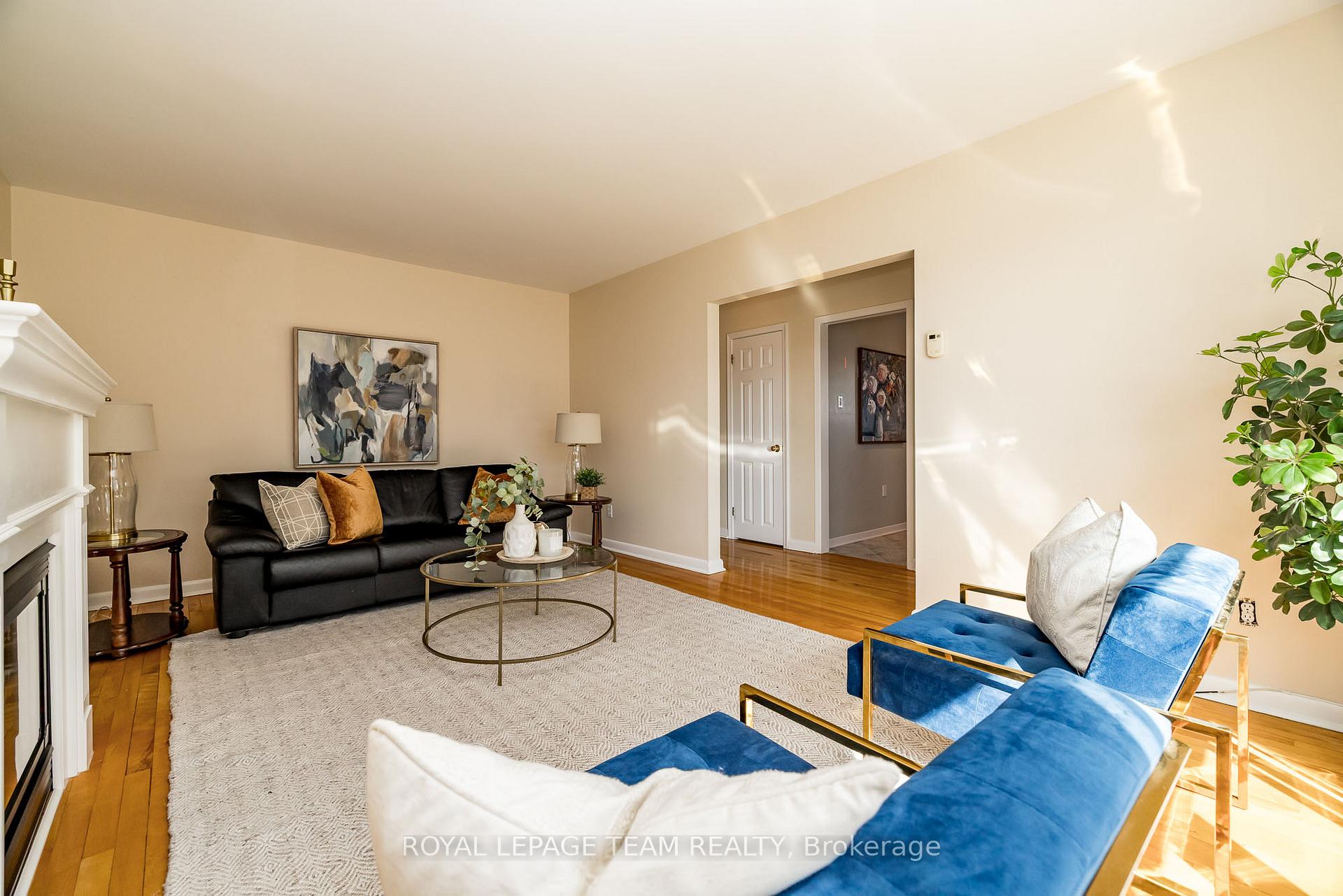 Photo 12 of 2038 Vincent Street, Ottawa, Elmvale Acres — HOMEH