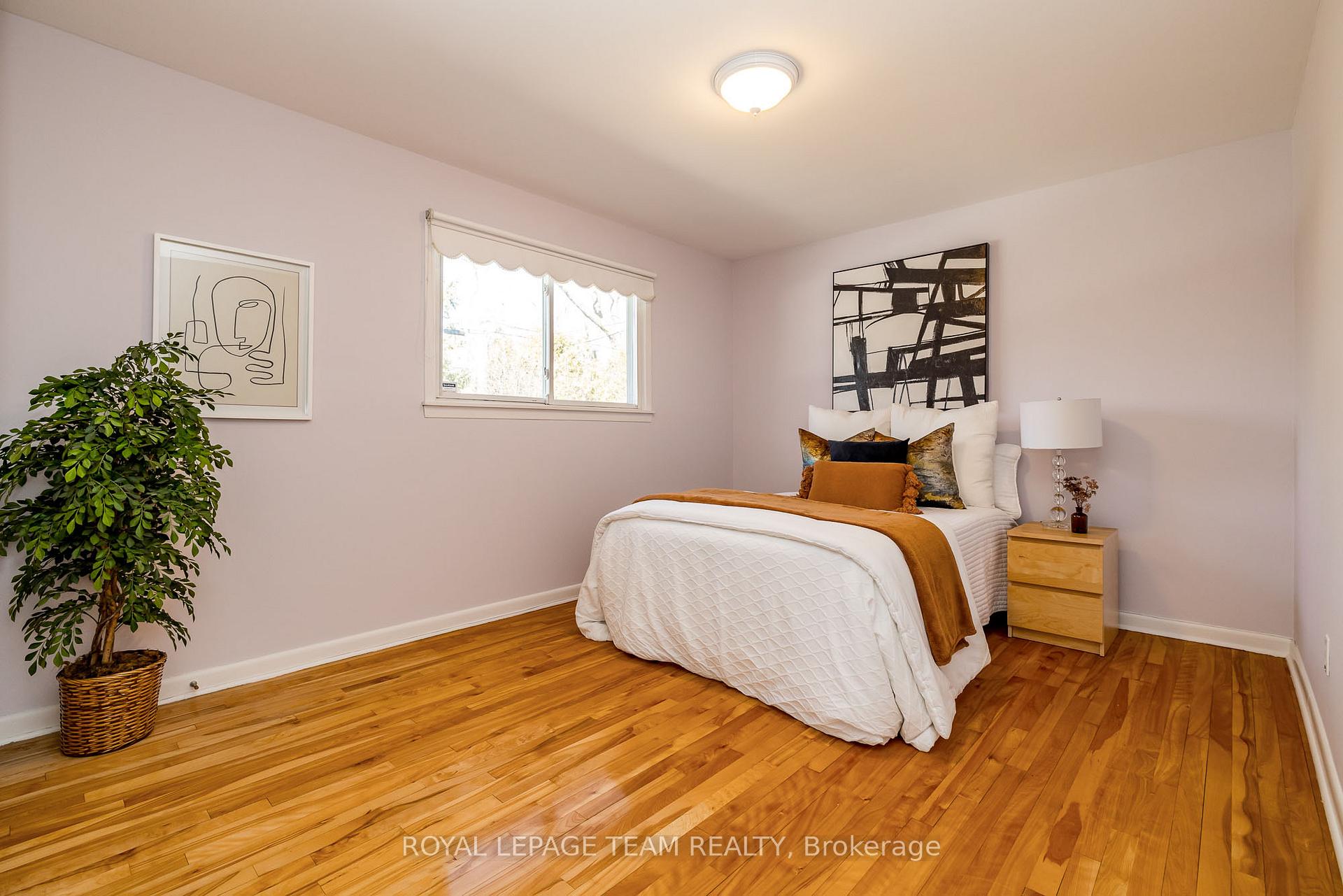 Photo 25 of 2038 Vincent Street, Ottawa, Elmvale Acres — HOMEH