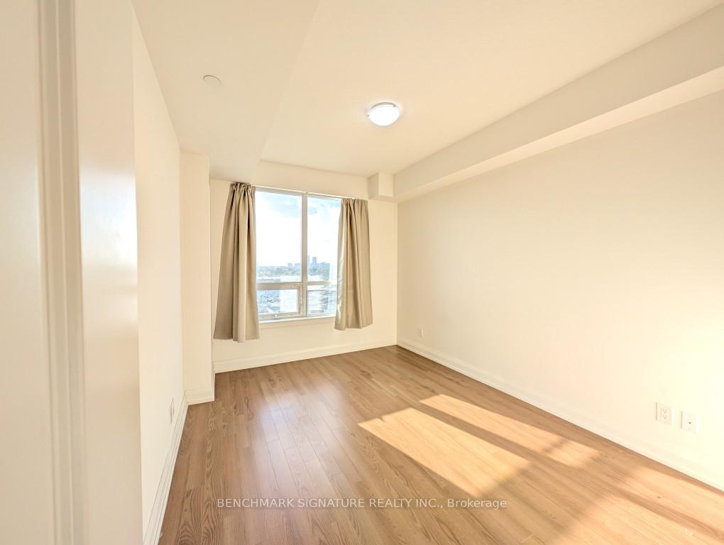 Photo 15 of Unit 616, 7171 Yonge Street, Markham, Thornhill — HOMEH