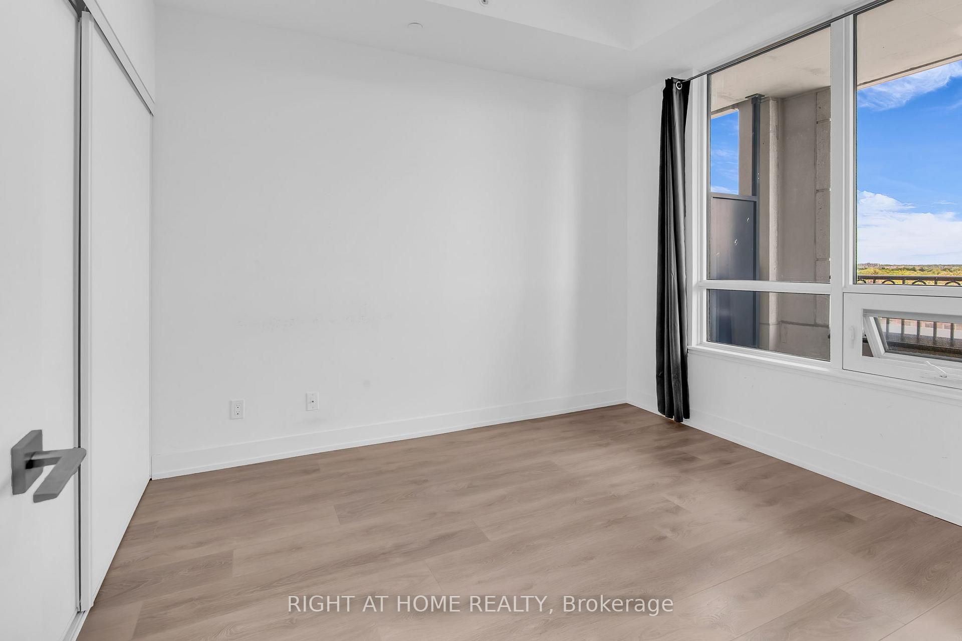 Photo 12 of Unit 807E, 278 Buchanan Drive, Markham, Unionville — HOMEH
