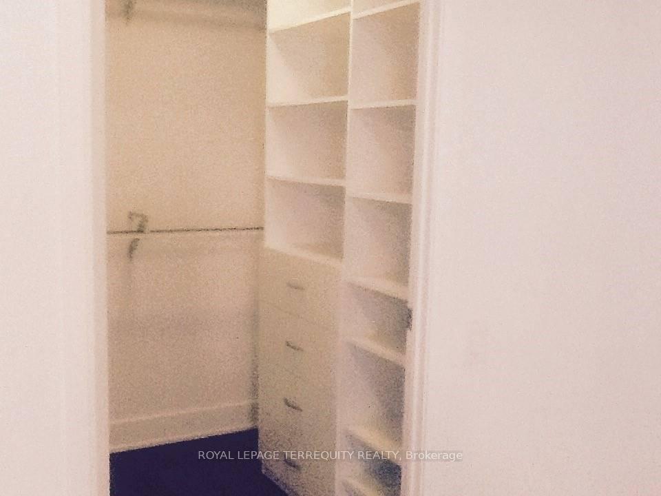 Photo 8 of Unit 505, 7608 Yonge Street, Vaughan, Crestwood-Springfarm-Yorkhill — HOMEH