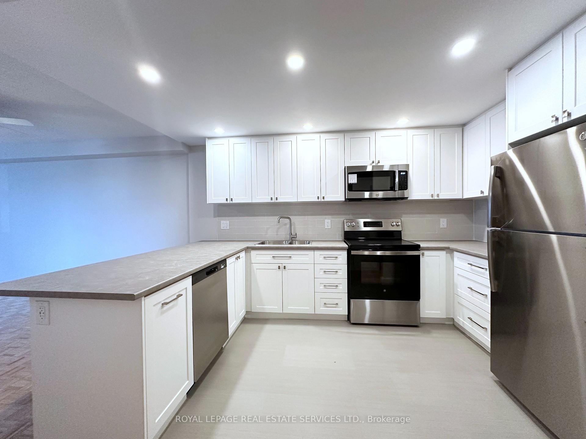 Photo 4 of Unit 207, 190 Clark Boulevard, Brampton, Queen Street Corridor — HOMEH