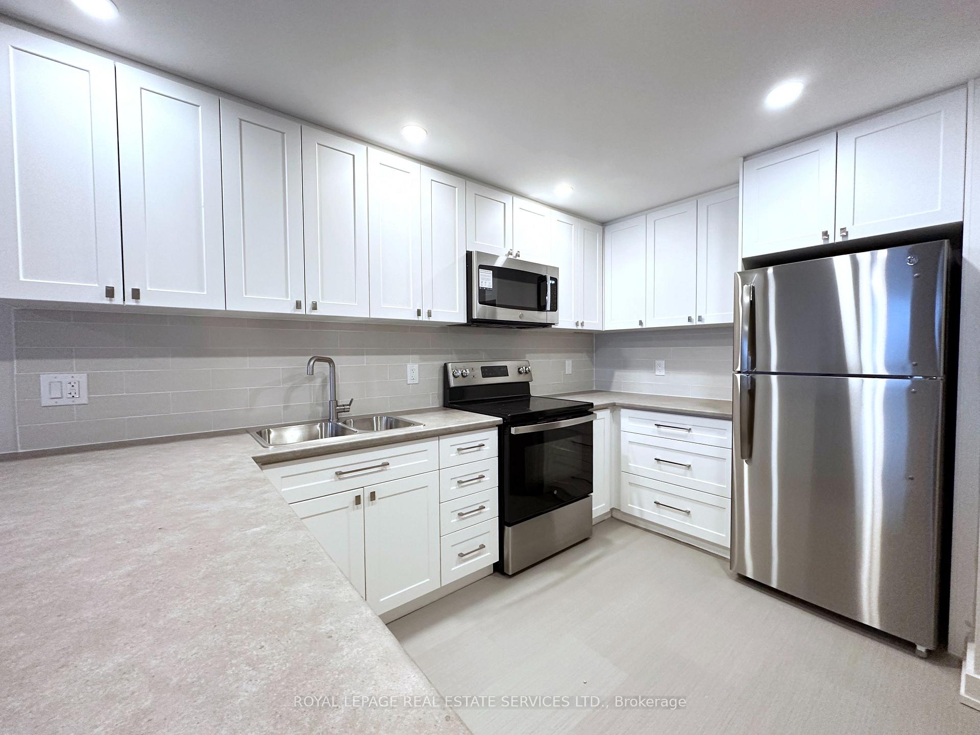 Photo 5 of Unit 207, 190 Clark Boulevard, Brampton, Queen Street Corridor — HOMEH