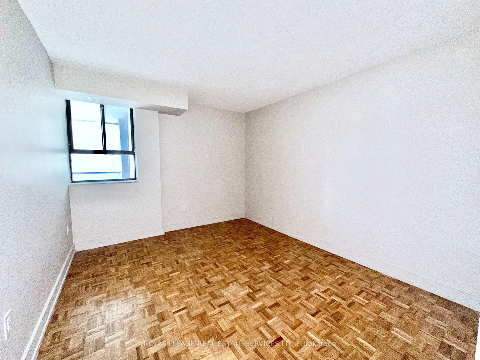 Photo 9 of Unit 207, 190 Clark Boulevard, Brampton, Queen Street Corridor — HOMEH