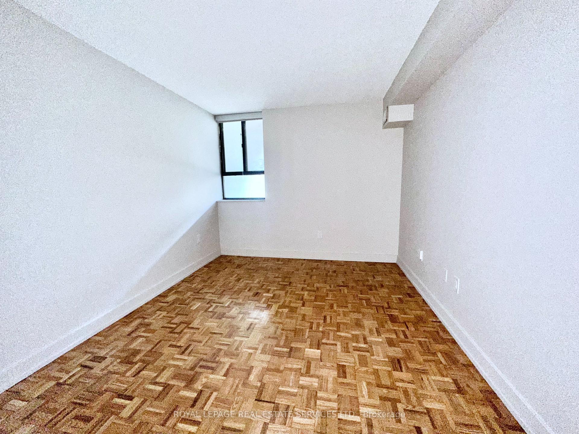 Photo 10 of Unit 207, 190 Clark Boulevard, Brampton, Queen Street Corridor — HOMEH