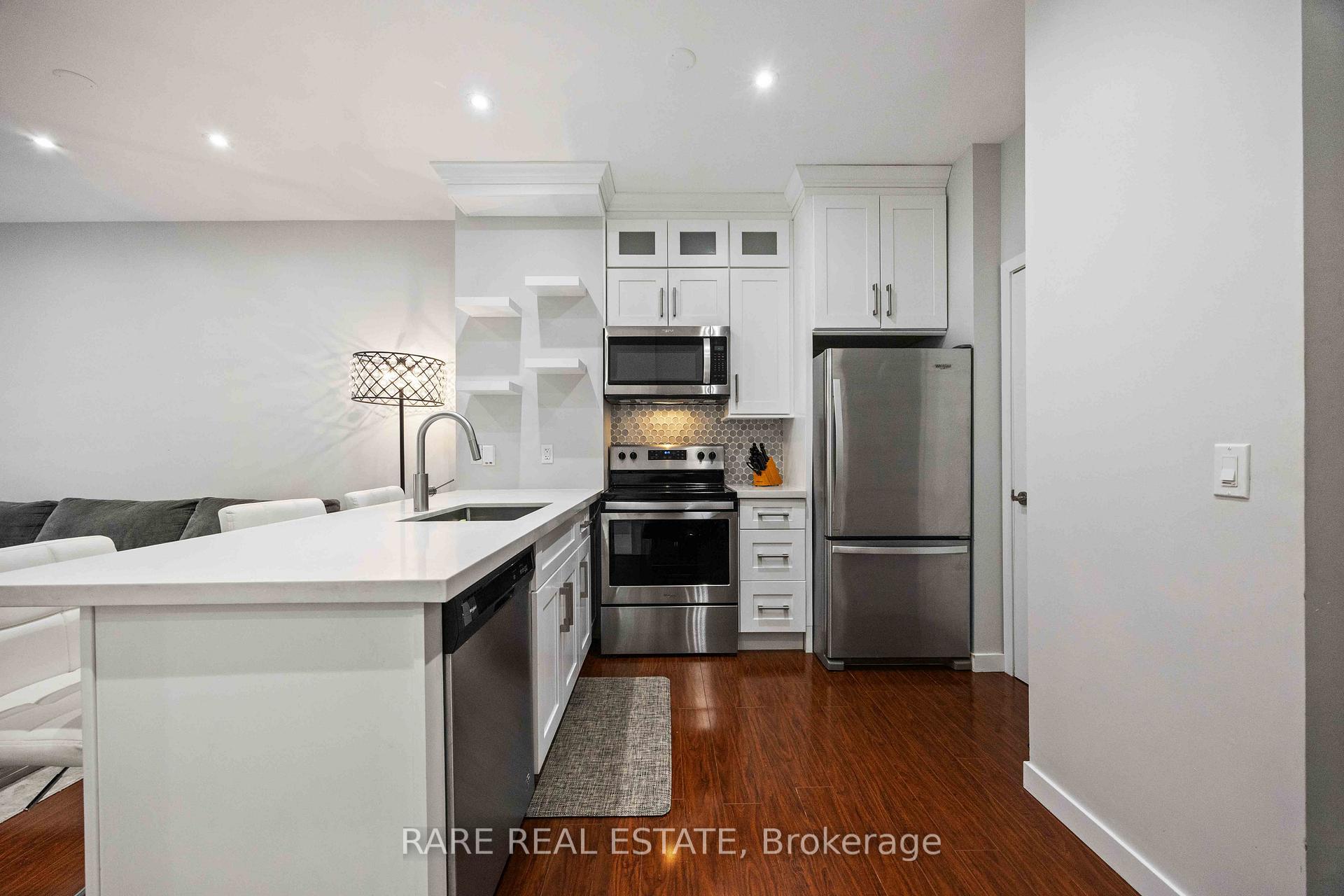 Photo 2 of Unit 106, 50 Disera Drive, Vaughan, Beverley Glen — HOMEH