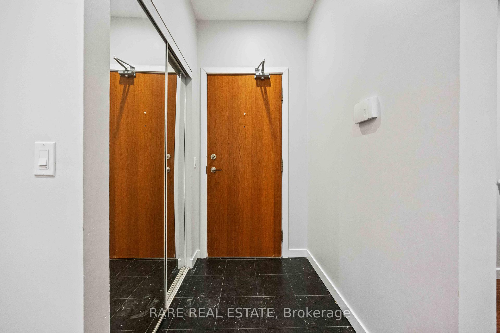 Photo 3 of Unit 106, 50 Disera Drive, Vaughan, Beverley Glen — HOMEH